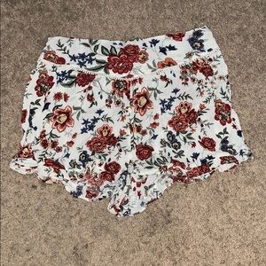 American Eagle flowy shorts